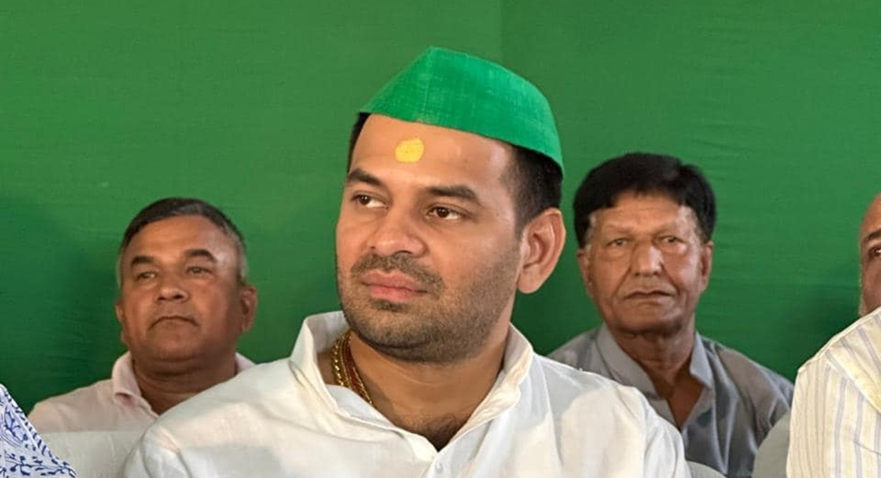 Second Expulsion in 5 Years: Lalu Ousts Son Tej Pratap from RJD for ‘Irresponsible Behaviour’