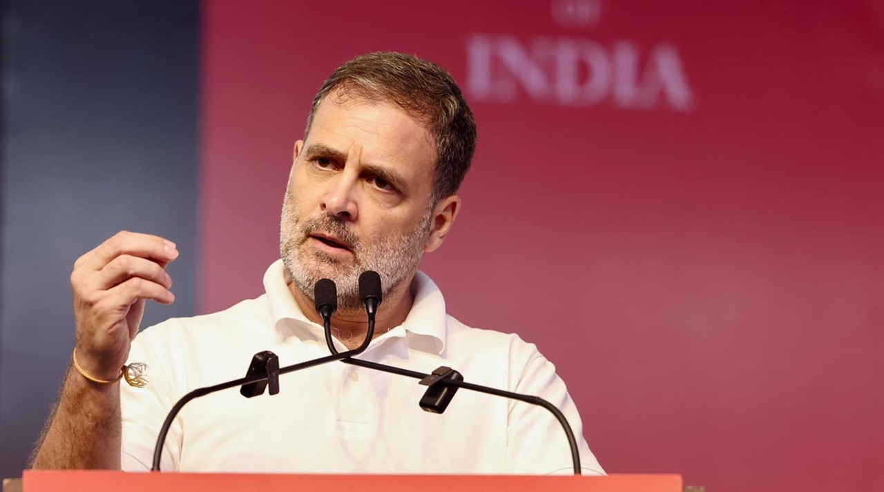 Rahul Gandhi Writes to Modi on Neglect of Marginalised Students’ Hostels, Scholarships