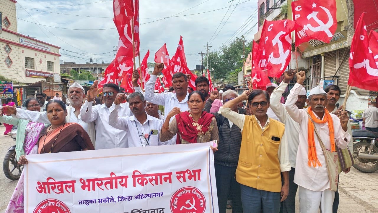 Cotton Farmers Protest Tariff Withdrawal and Betrayal by Modi