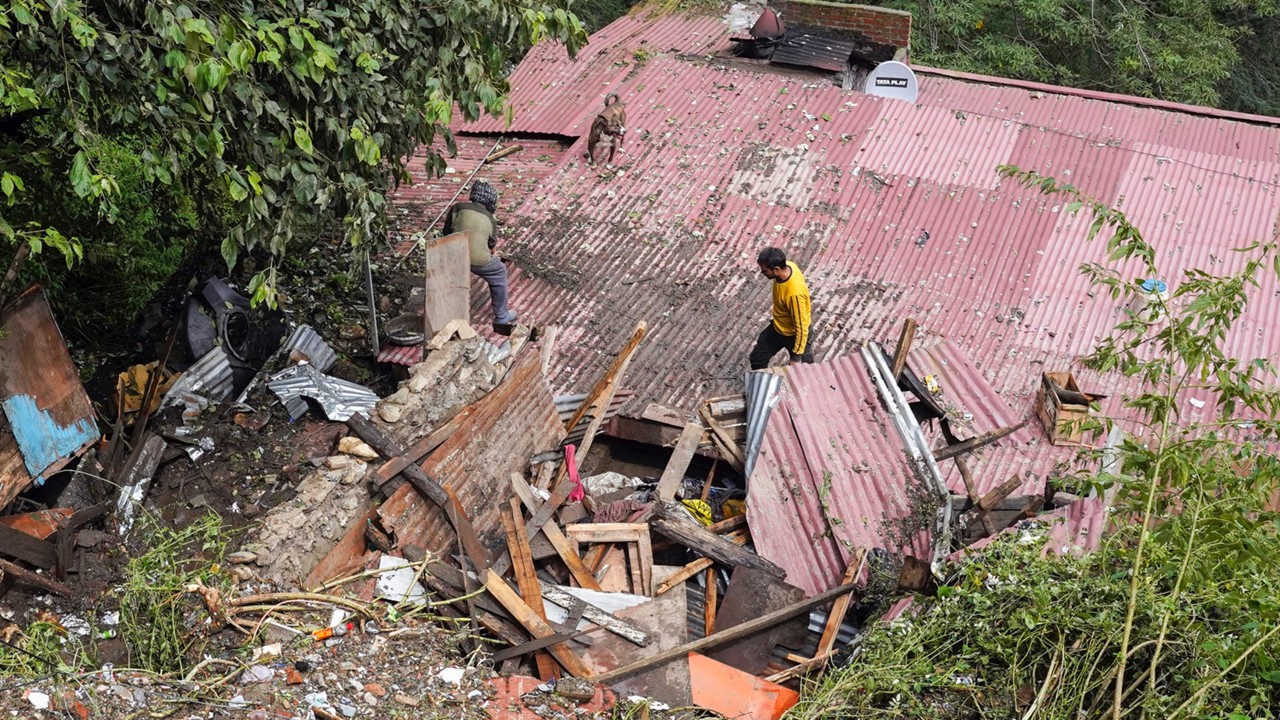 Cloudburst and Heavy Rains Trigger Flash Floods in Dehradun, 10 Dead, Several Missing