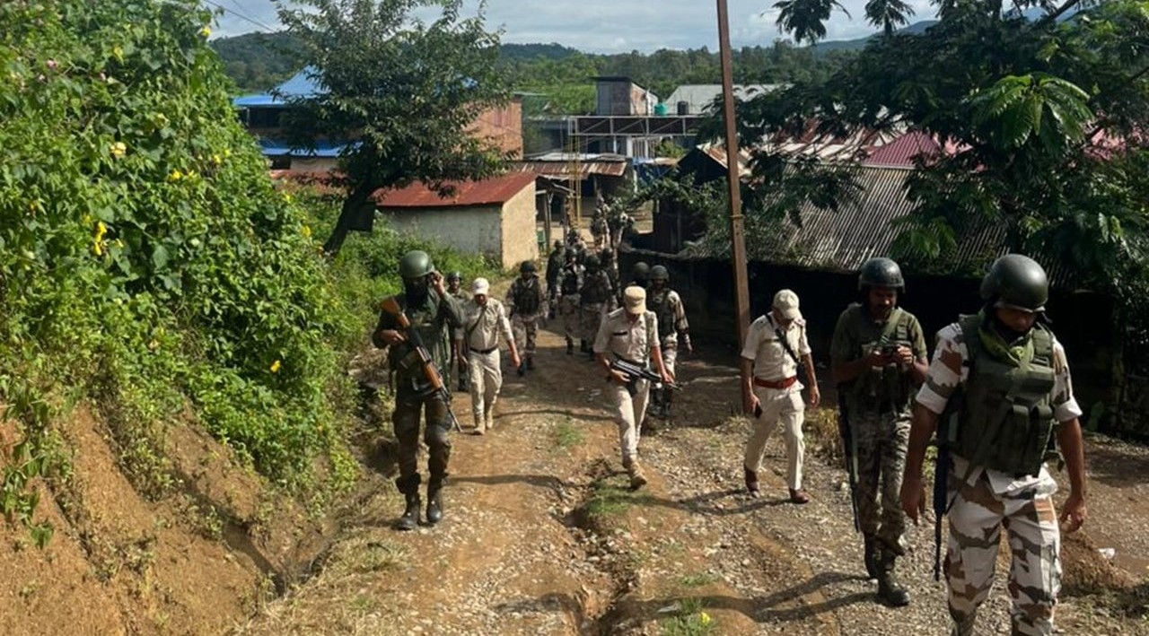Mob Attacks Manipur Police Convoy in Chandel, Vehicles Damaged