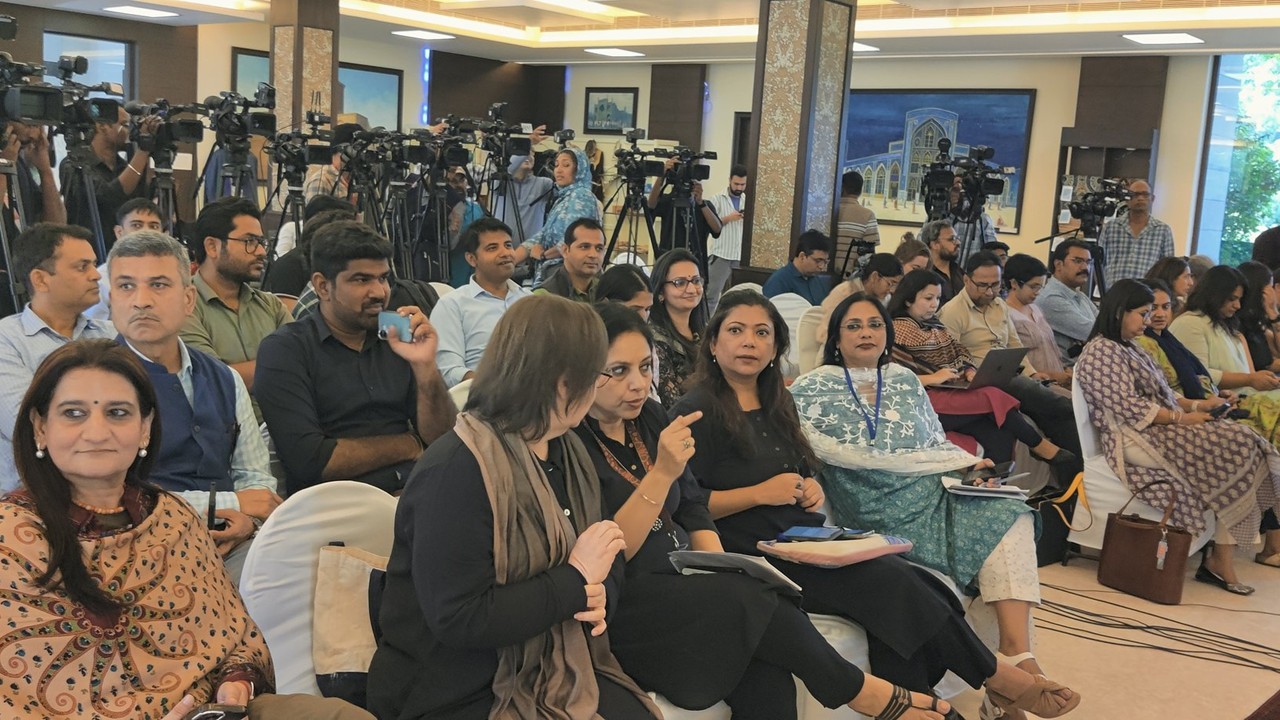 UNESCO Warns of AI-Fueled Surge in Online Violence Against Women Journalists