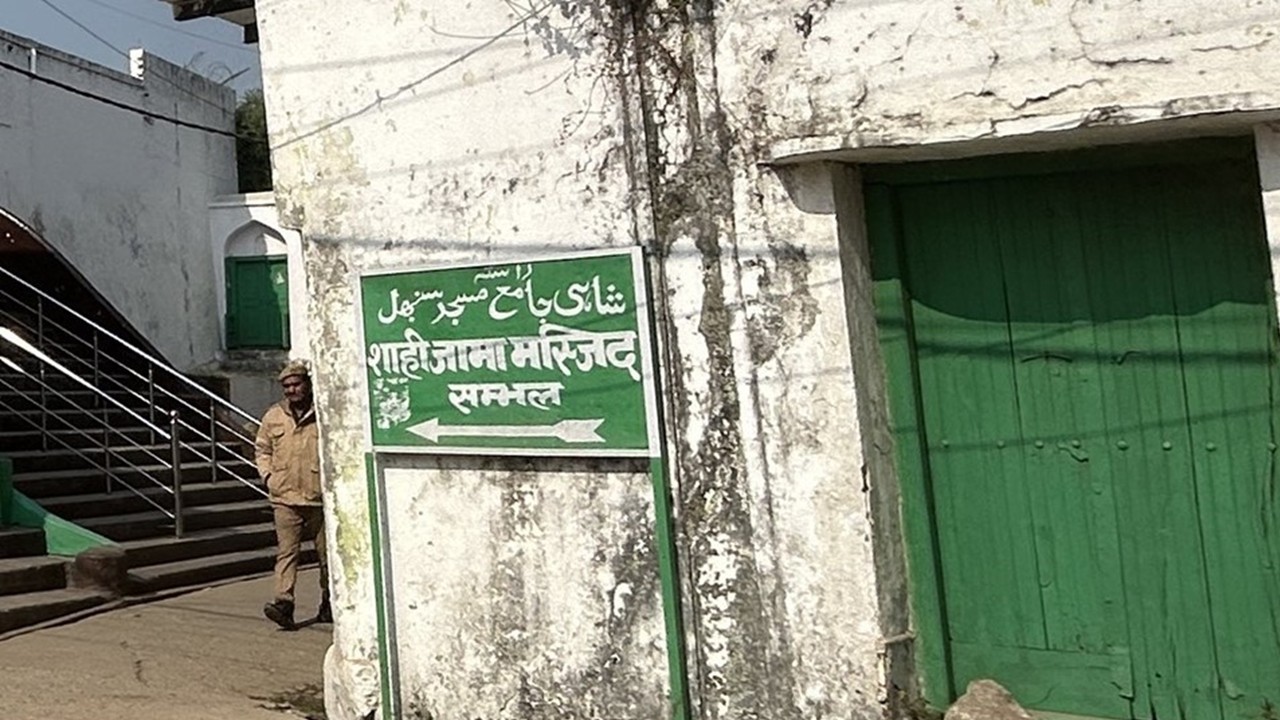 Sambhal Court Orders Imam to Vacate Gram Sabha Land, Imposes Rs 6.94 Crore Penalty