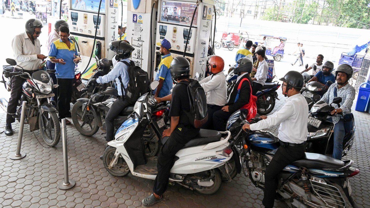 Govt Notifies Standards For Petrol With Up to 30% Ethanol Blending Amid Energy Security Concerns