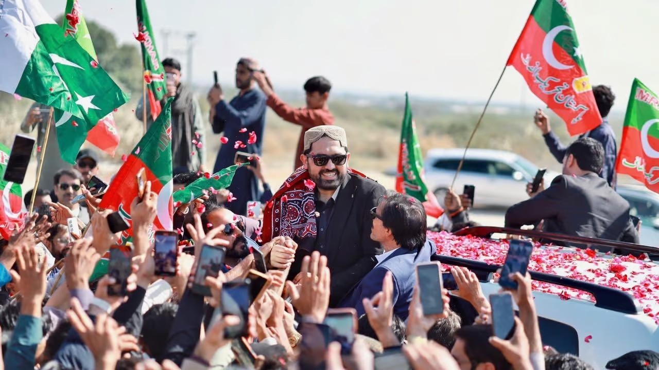 PTI Demands Whereabouts of Khyber Pukhtunkhwa’s CM and Other Detained Leaders