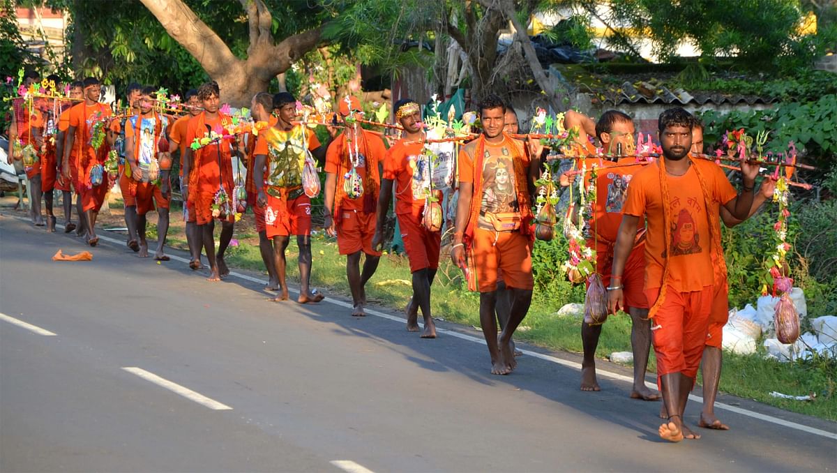 Yogi Adityanath Bans Meat Sale and Purchase in Open on Kanwar Yatra Route