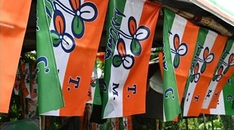West Bengal: Manikchak IC's Attendance at TMC Event in Uniform Raises Eyebrows