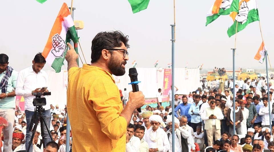 Jignesh Mevani Seeks Immediate Termination of Mahisagar Collector Over Anti-Dalit Remarks
