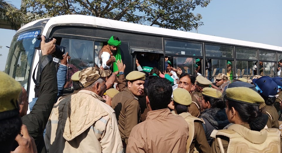 Greater Noida Farmers' Struggle: More Farmers Arrested, AIKS Condemns Yogi Govt’s ‘Authoritarian Methods’
