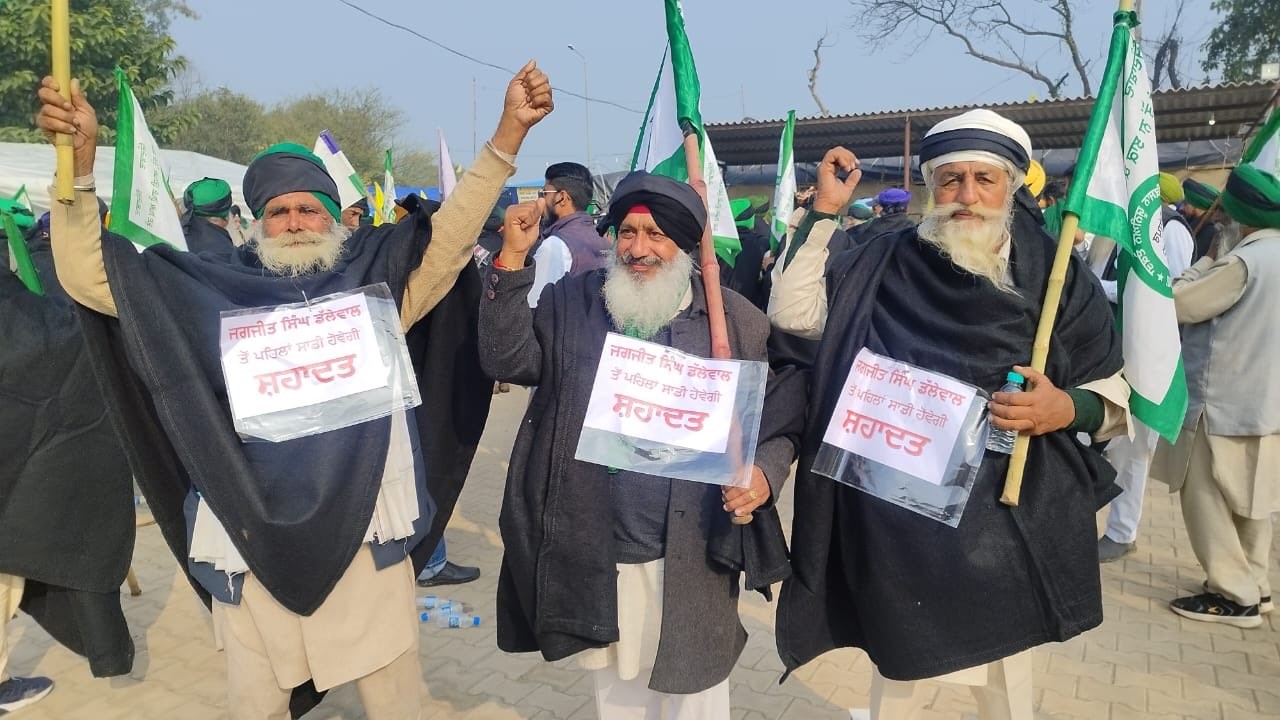 Punjab Farmers Amplify Protest: 111 Join Jagjit Singh Dallewal's Hunger Strike