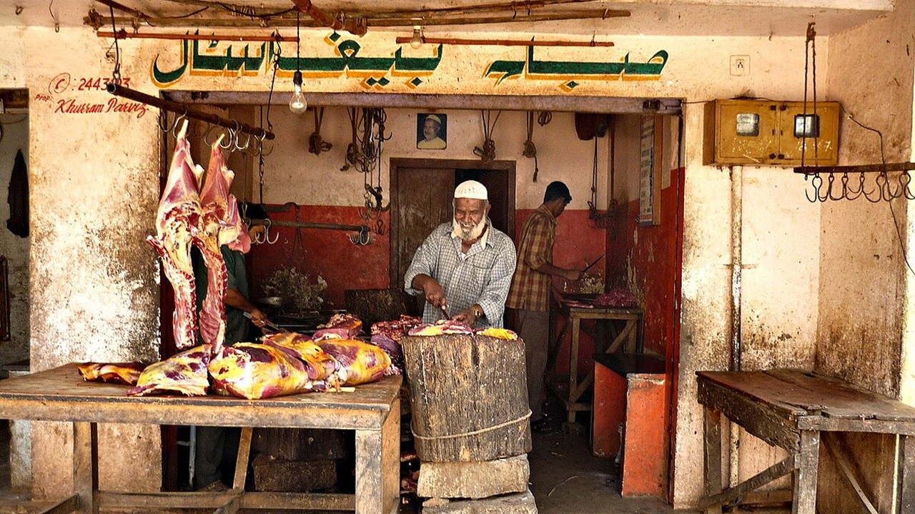 BJP Government Imposes Navratri Meat Ban in MP's Maihar, Similar Restrictions in Bhopal & Indore