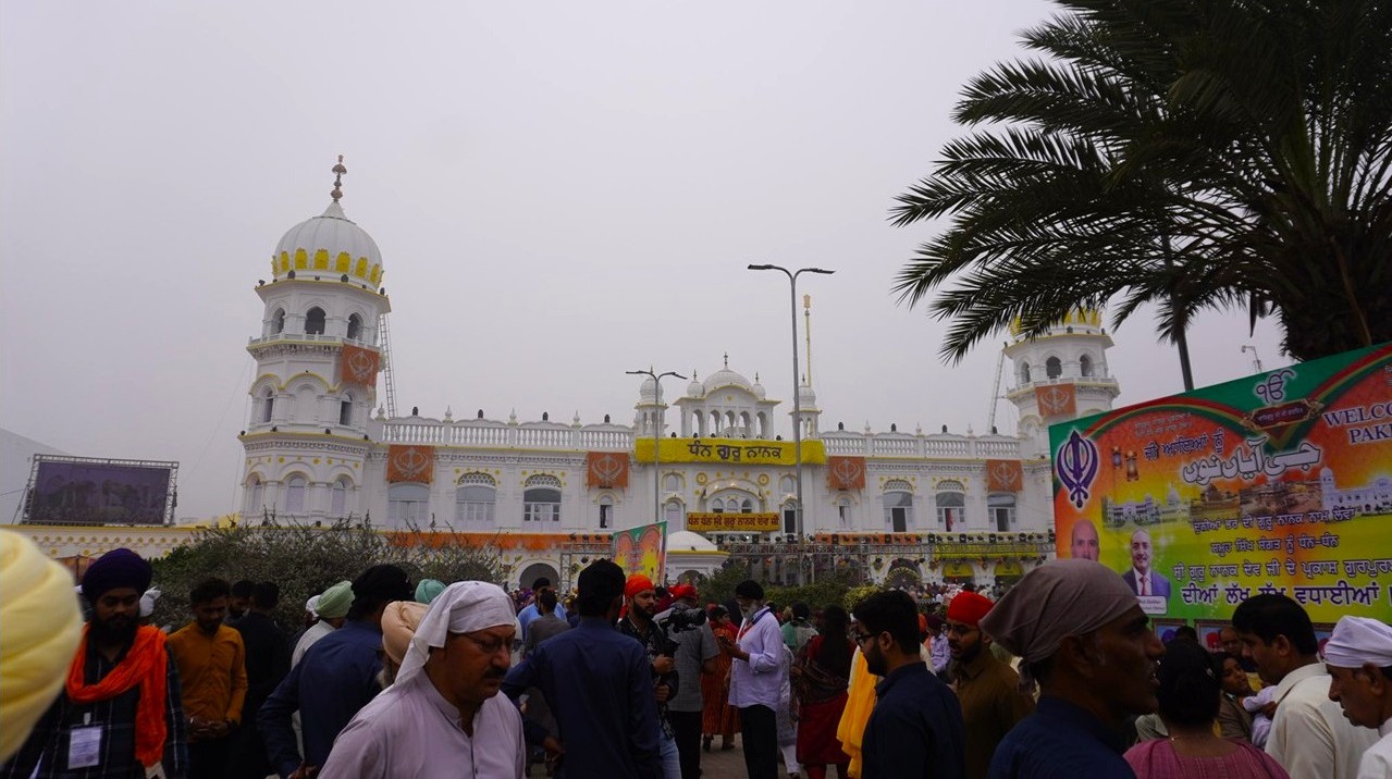 Record Number of Indian Sikh Pilgrims Visit Pakistan for Baisakhi Celebrations
