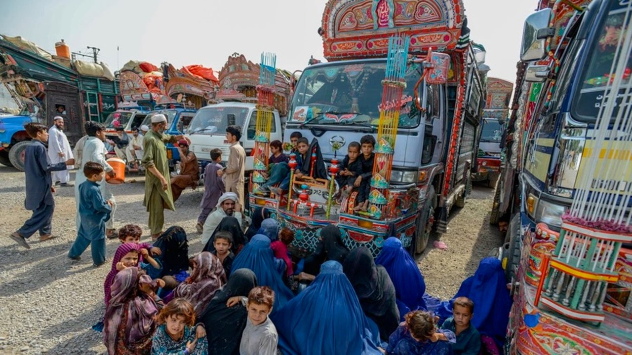 Pakistan Continues Forced Displacement of Thousands of Afghan Refugees