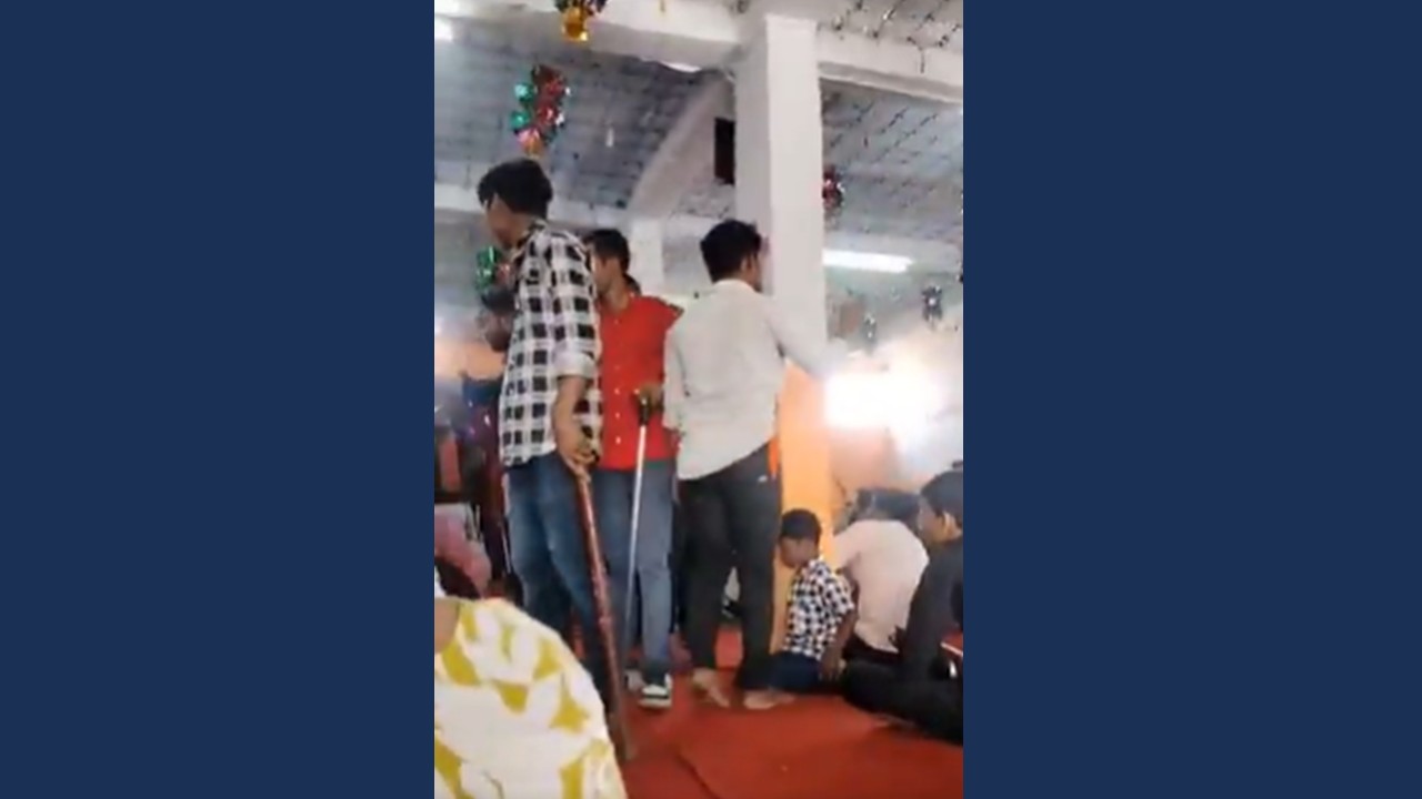 Easter Congregation in Ahmedabad Disrupted by Bajrang Dal, VHP Members; No Evidence of Forced Conversions, Say Police