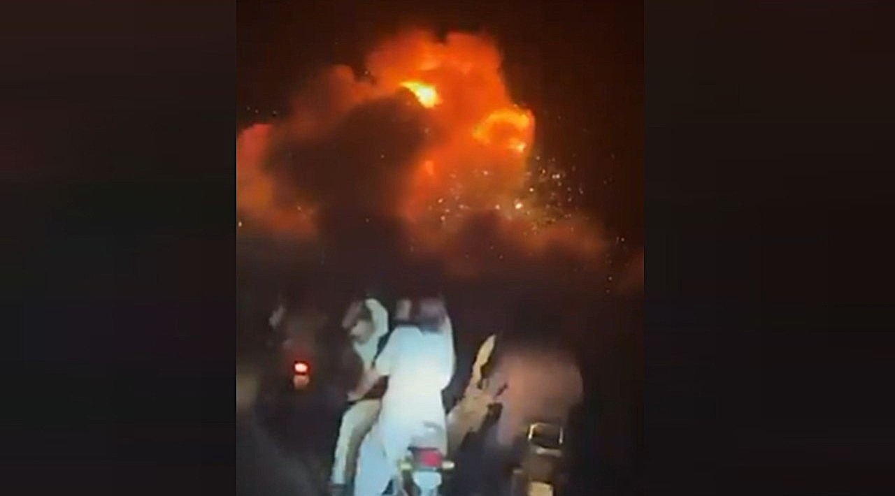 India Hits 'Terrorist Infrastructure' in Pakistan, PoK; Pakistan Claims It Downed Indian Jets