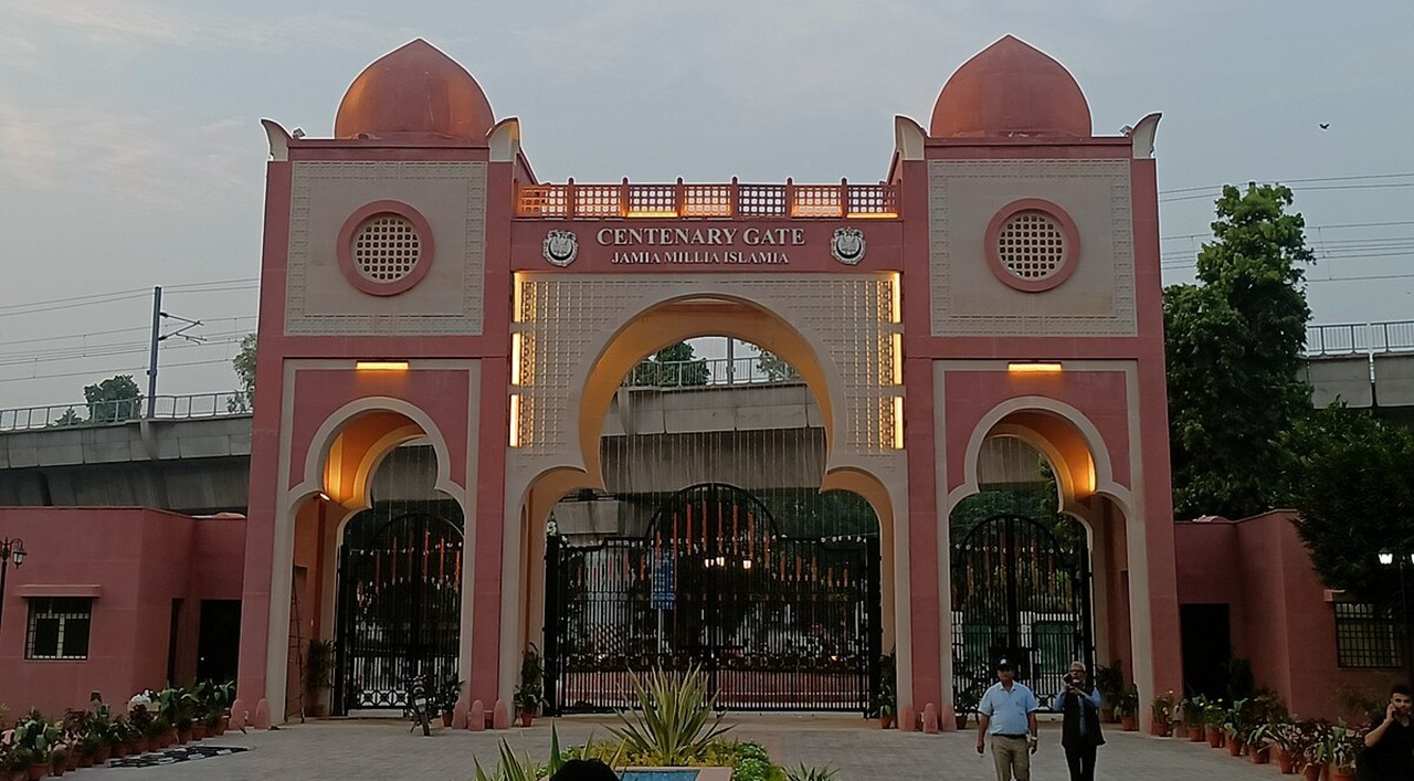 Jamia Expels 6 Students, 20 Face Action Over April Campus Violence