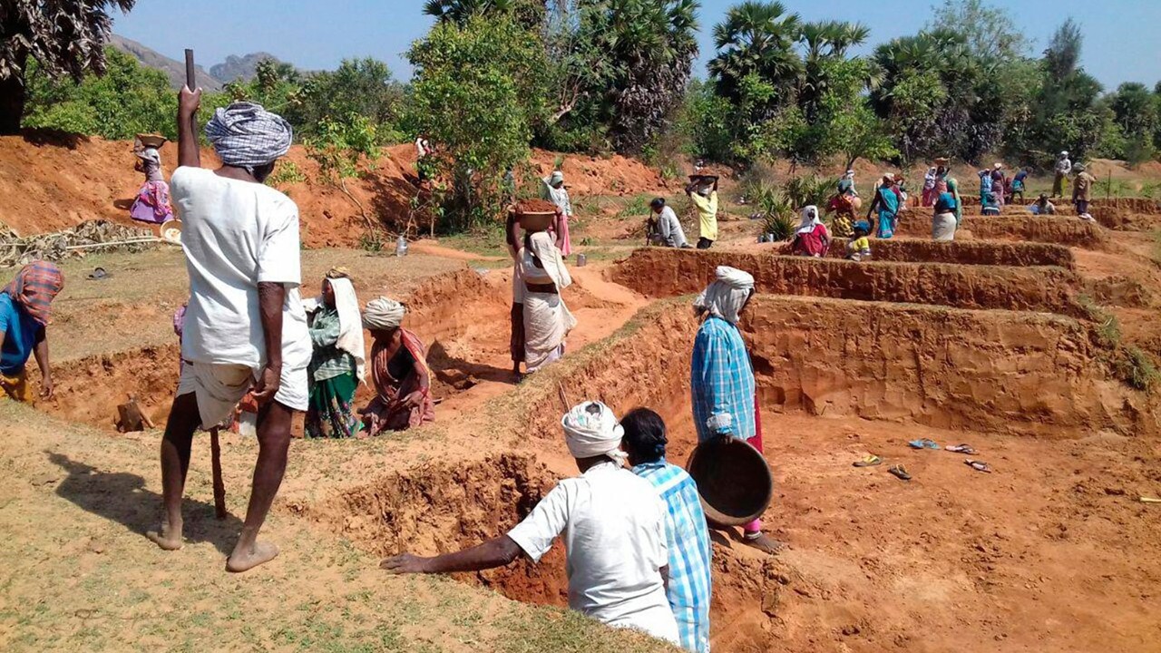 Govt Seeks 12% Hike in MGNREGS Budget for Next Five Years
