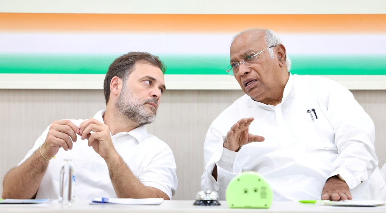 No Special Parliament Session Likely Despite Opposition Pressure Amid CDS’s Remarks on Op Sindoor