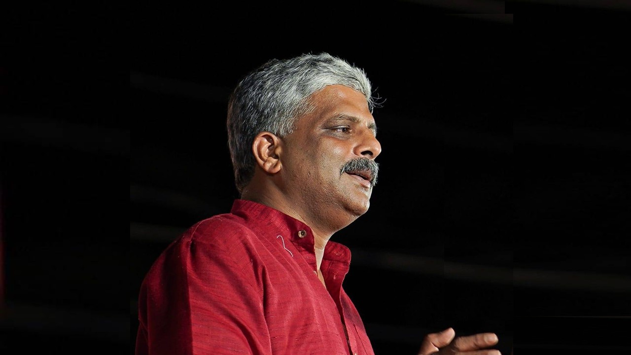 CPI(M)'s Vijoo Krishnan Slams Centre for 'Betraying' Farmers on MSP Promise