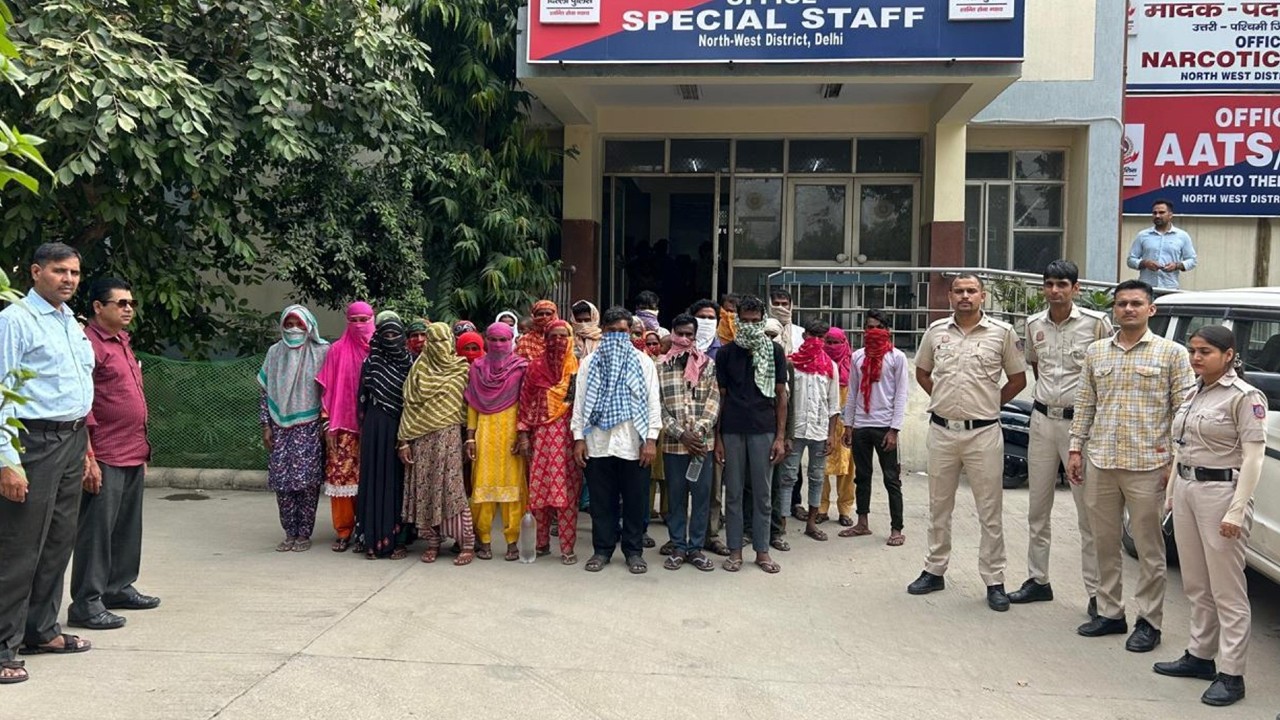 Over 300 Undocumented Bangladeshi Nationals Deported from Delhi in 3 Days