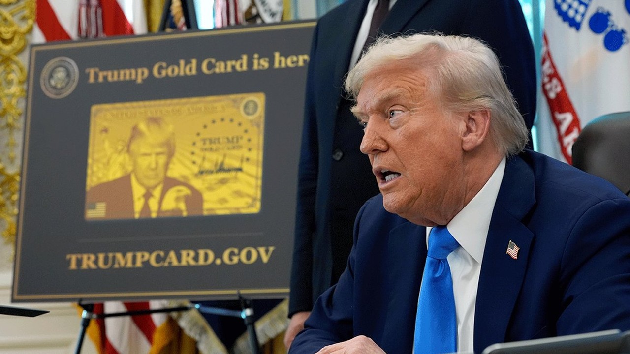 Trump Slaps $100,000 Fee on New H-1B Visas, India Voices Concern