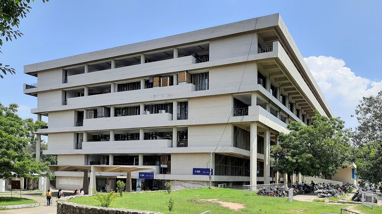 Panjab University Shines as 28 Faculty Named Among World’s Top 2% Scientists