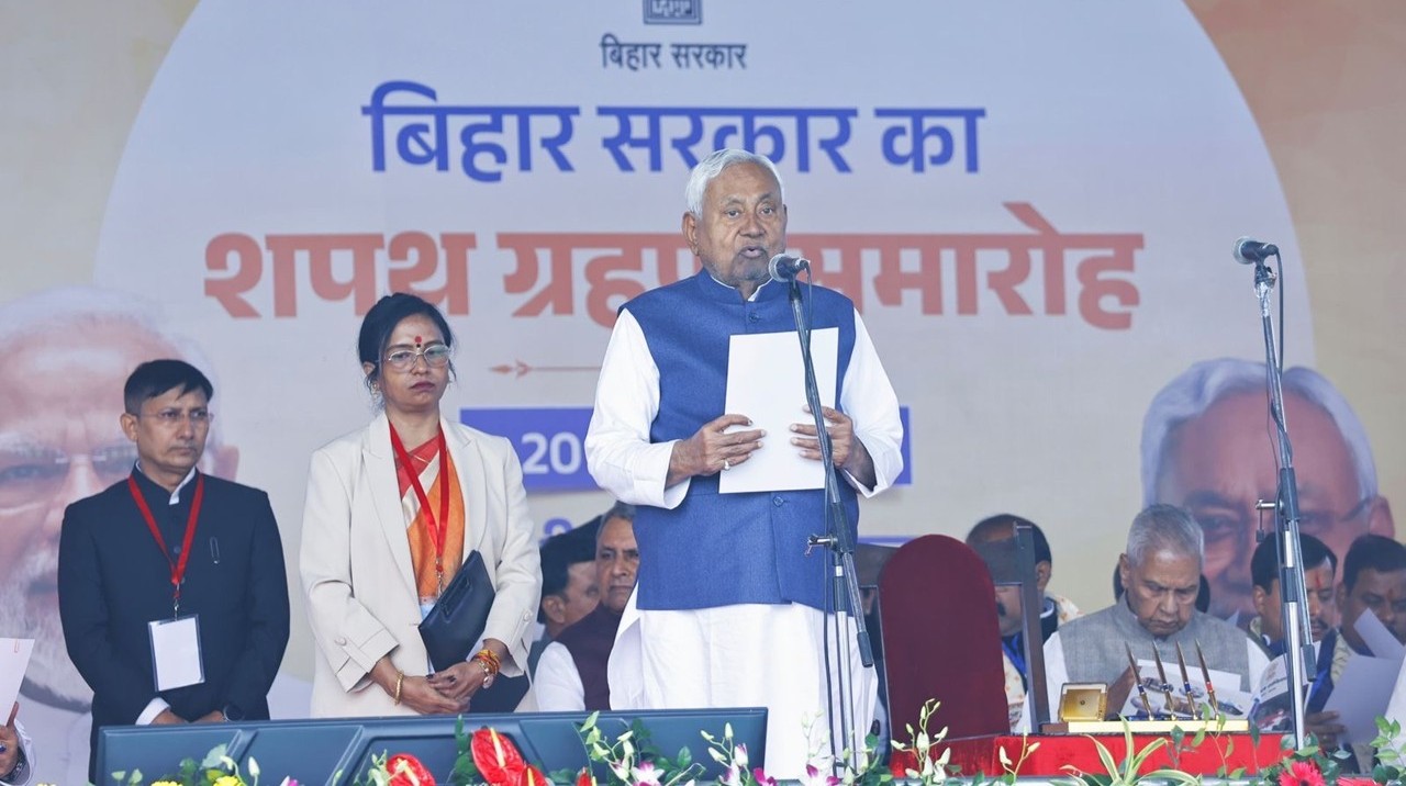 Nitish Kumar Takes Oath As Bihar Chief Minister For The Tenth Time