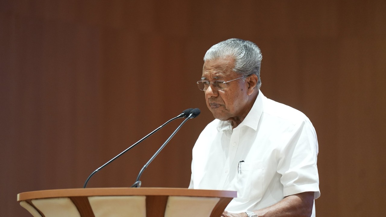 Kerala CM Admits Meeting Jamaat-e-Islami Leaders, Intensifies Attack on Group
