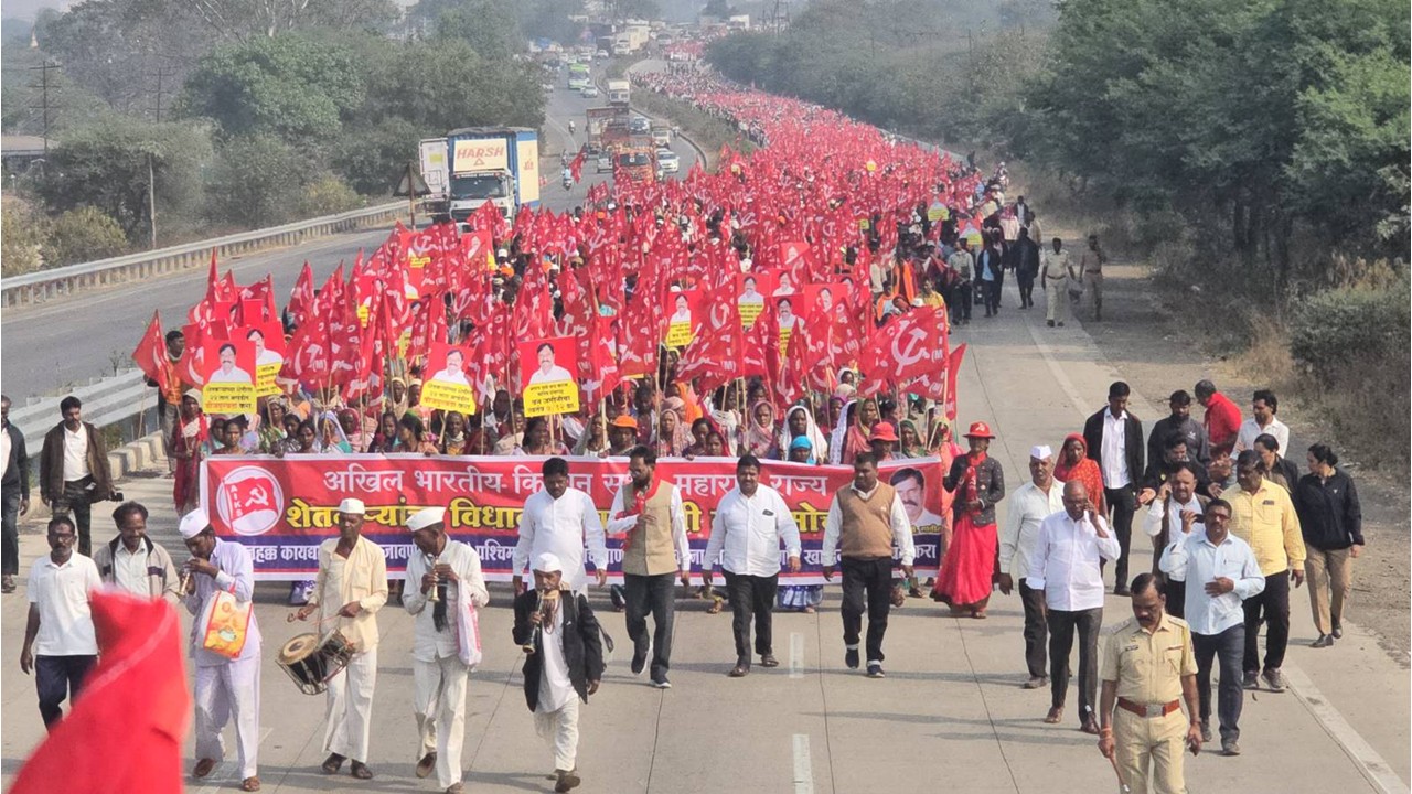 Nashik Farmers Launch Massive March to Mumbai Demanding FRA, PESA Implementation