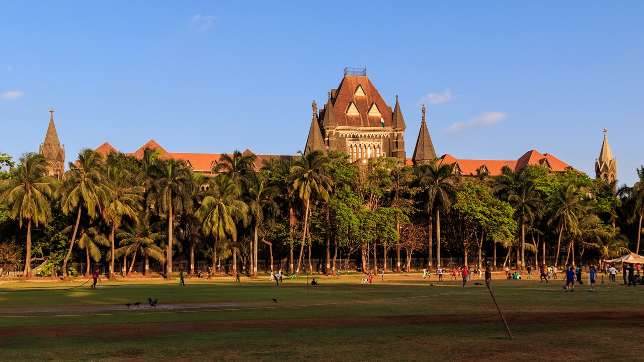 Bombay HC Pulls Up FRRO Over Refusal to Process Exit Permit for US National