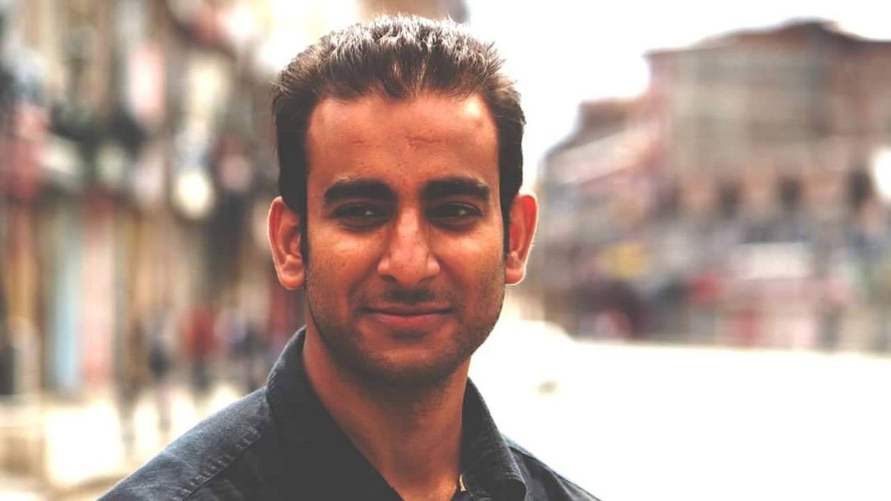 Rights Groups Demand Release of Kashmiri Journalist Irfan Mehraj, Activist Khurram Parvez