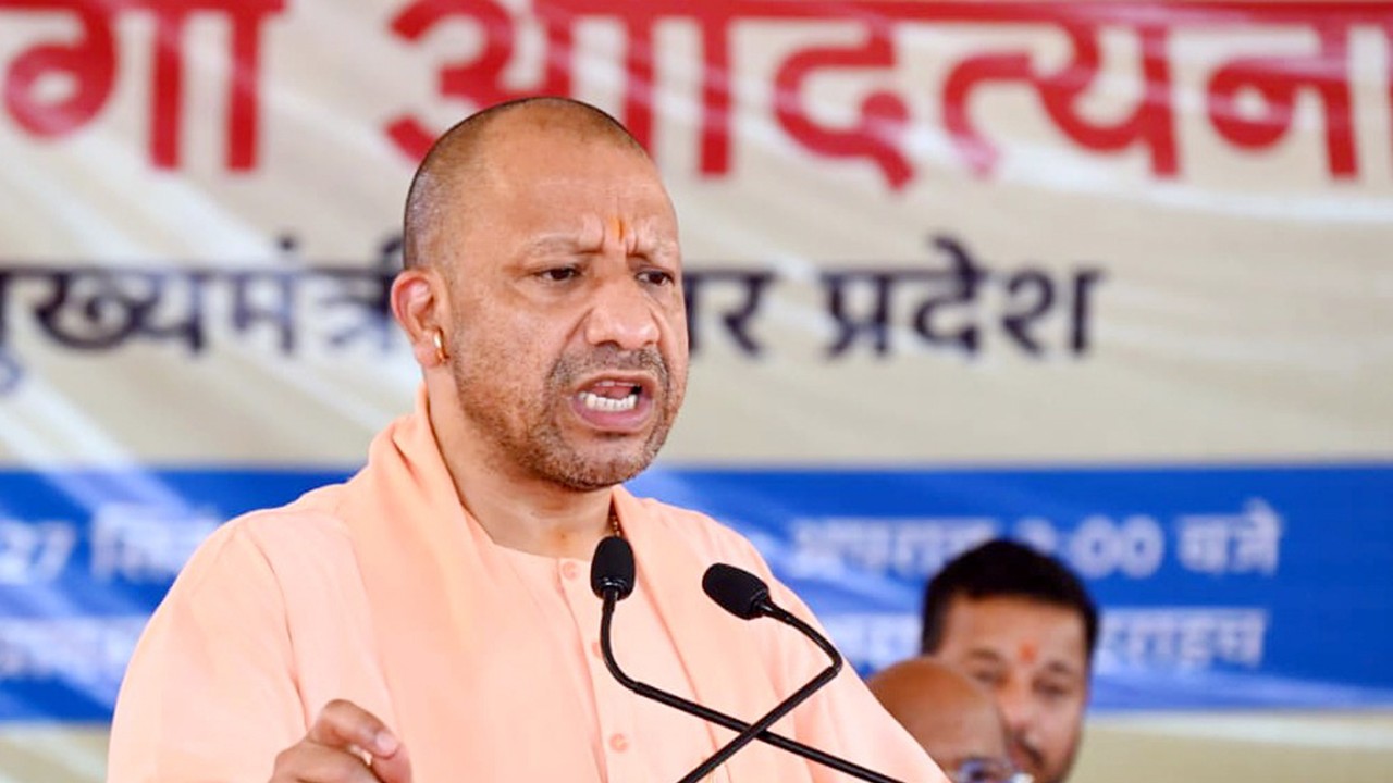 Yogi Warns of Strict Action Against Offering Namaz on Public Roads