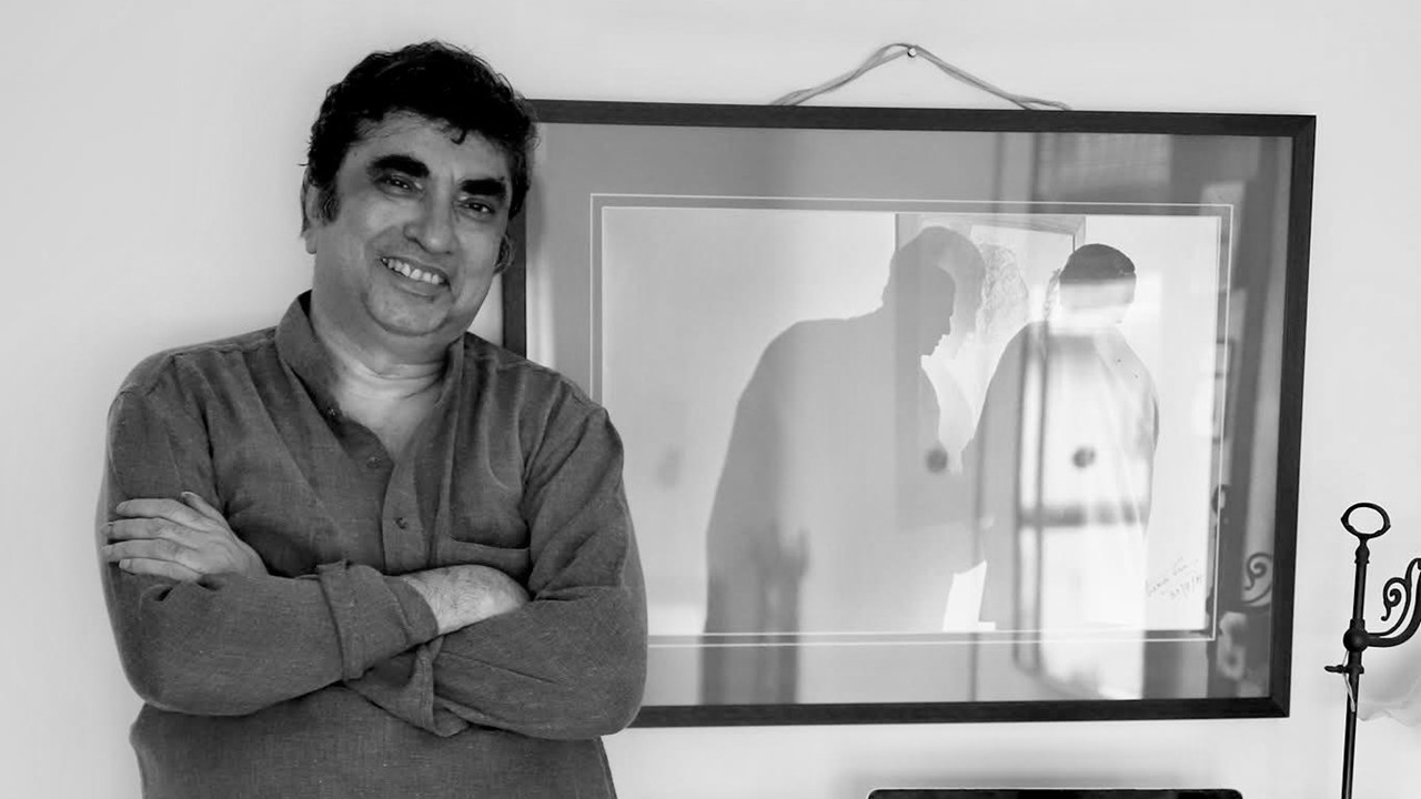 Bengali Filmmaker Anik Dutta Passes Away After Fall From South Kolkata Residence