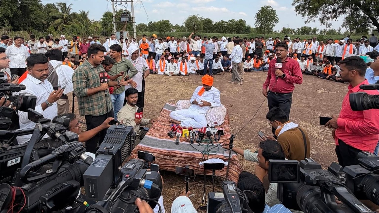 Manoj Jarange-Patil Withdraws Hunger Strike After Government Assurances