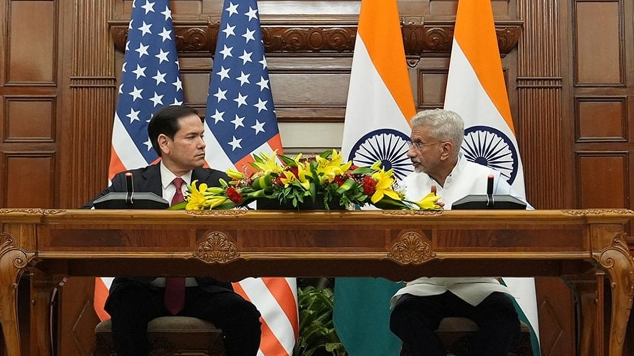 US Publicly Defends Gulf Strikes, Sidesteps India’s Protest Over Sailors’ Deaths