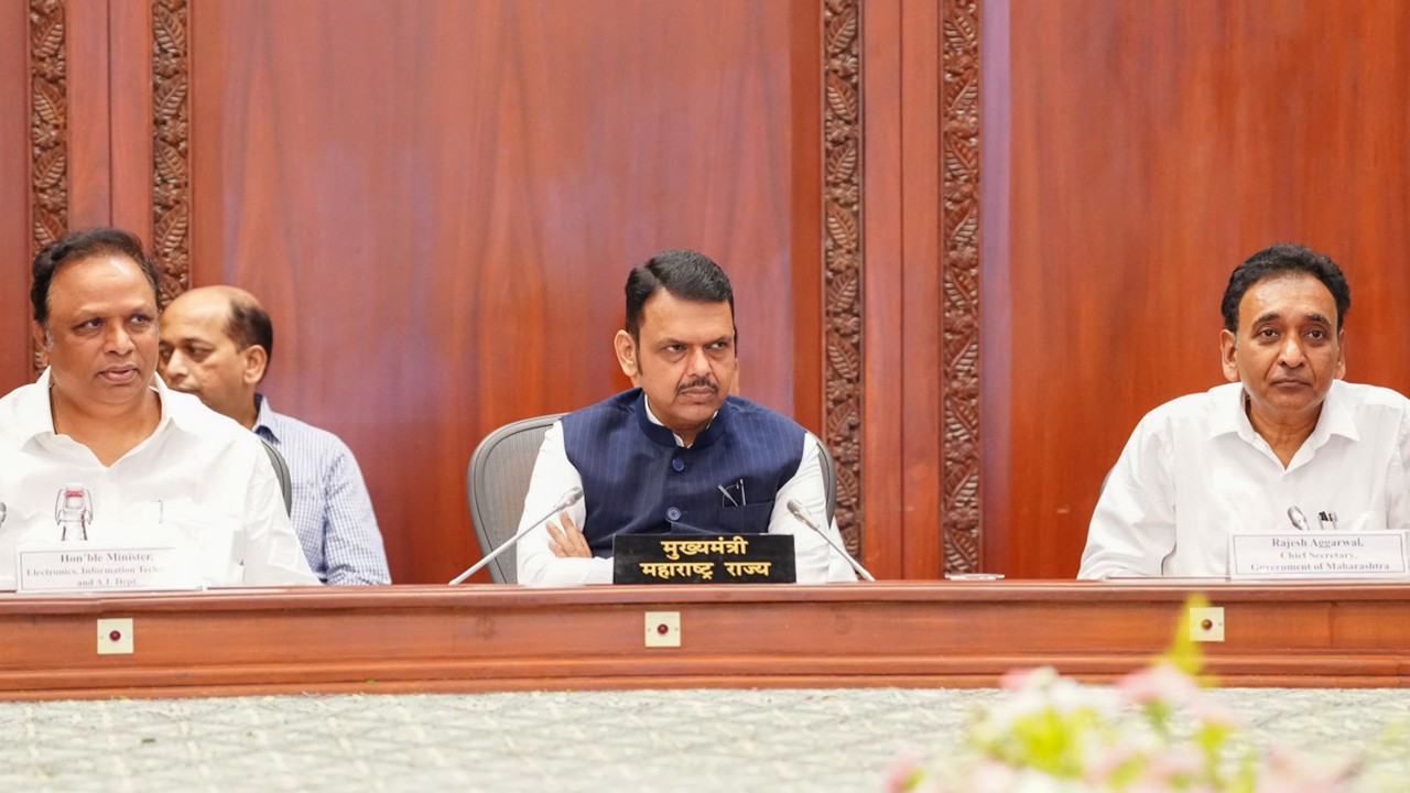 Maharashtra Rolls Back Hostel Curbs on ST Students After Protests
