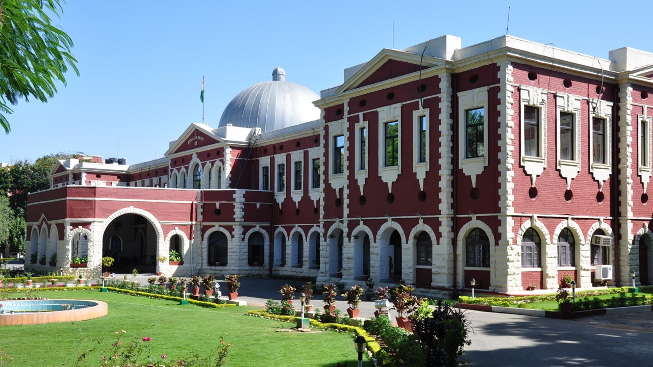 Jharkhand HC Stays Cancellation of 44 Recruitment Exams Amid Student Protests