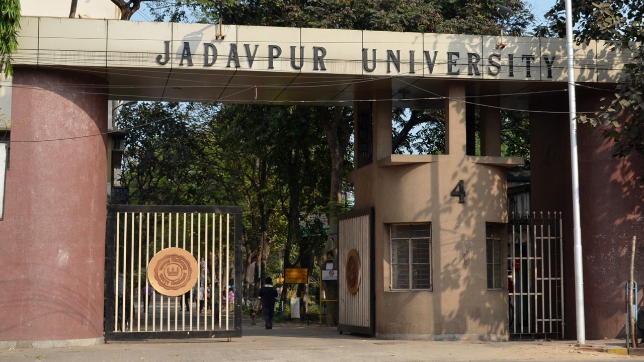 JU Sets Up Probe Panel as Police Complaints Filed Over Campus Violence