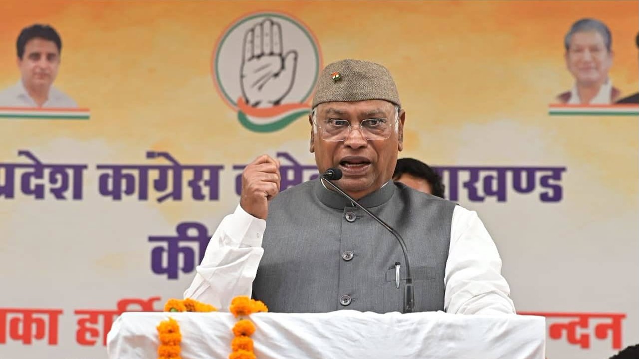 ‘Do Not Again Try and Bulldoze’: Kharge Writes to Modi on Delimitation